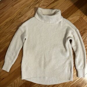 Old navy cream sweater